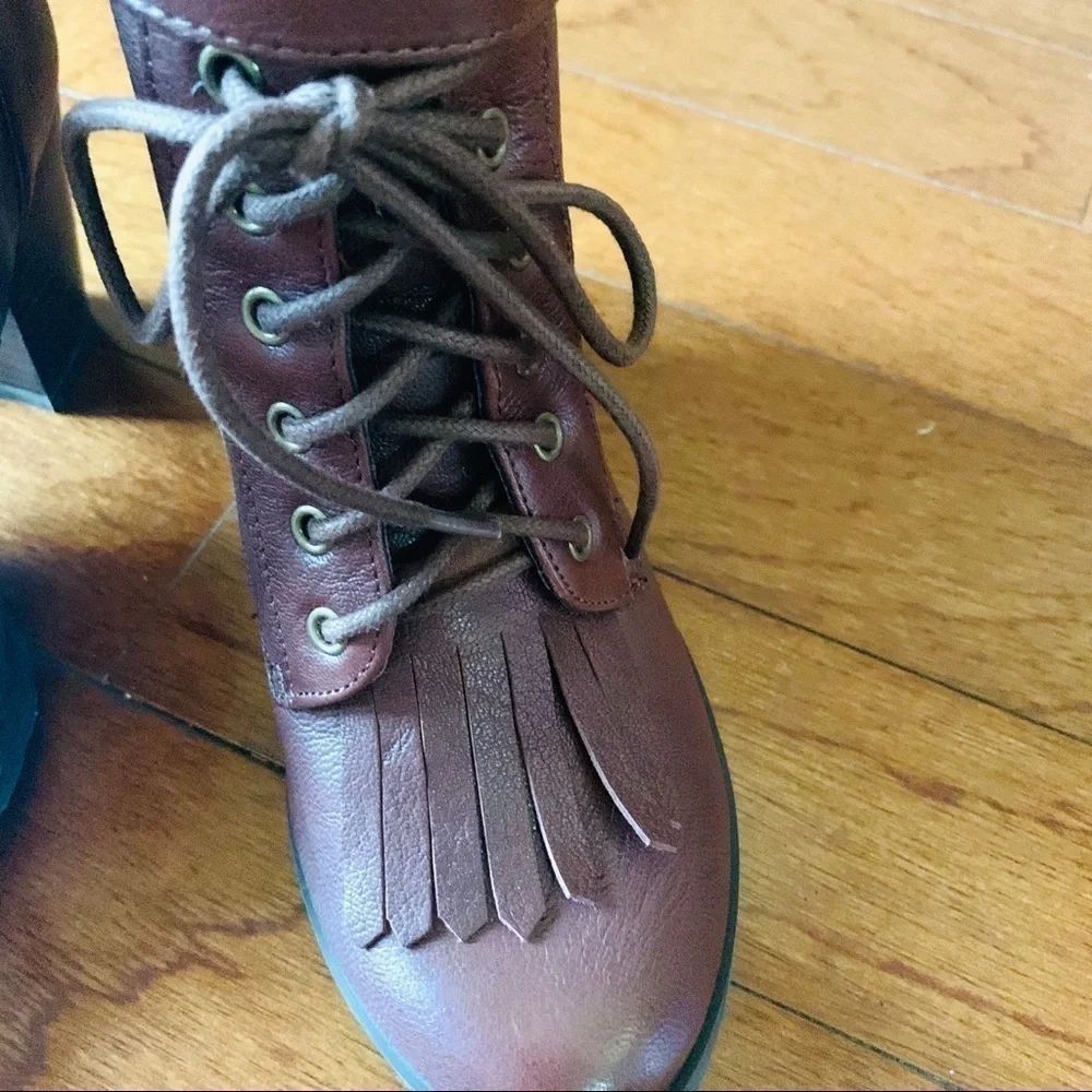BELLA VITA Kody ankle brown leather fringe bootie womens size 5